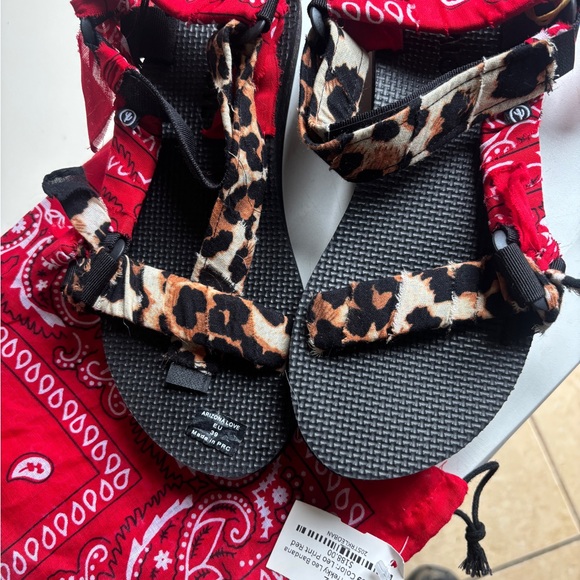 Arizona Love Trekky Bandana Sandals - Picture 5 of 6